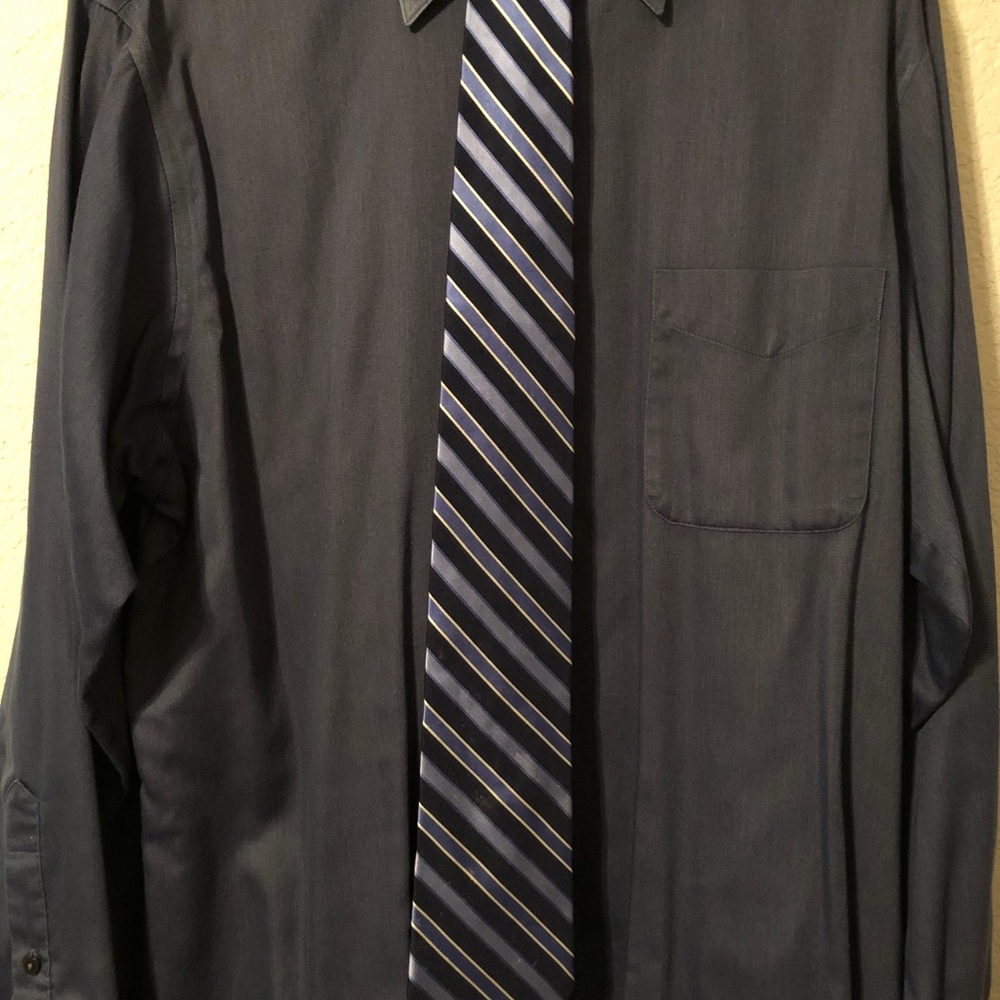 Geoffrey Bean Long sleeve button up.(tie optional)